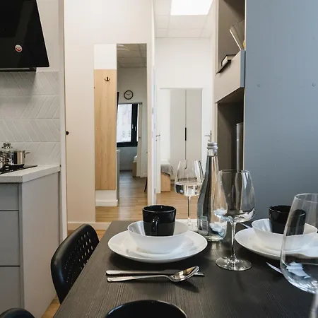 Popielate Apartment